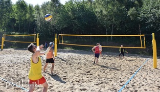 Towarzysko na piastowskim piachu