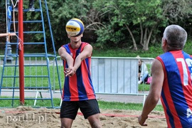 Braterska dominacja na elbląskim boisku