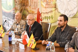 Tunelu nie ma, ale będą kopać dalej