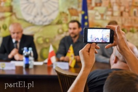 Tunelu nie ma, ale będą kopać dalej