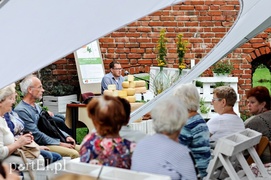 Biblioteka serem pachnąca
