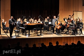 Znane seriale na nieznaną nutę