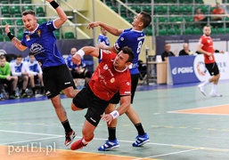 Meblarze inkasują trzy punkty! (piłka ręczna)