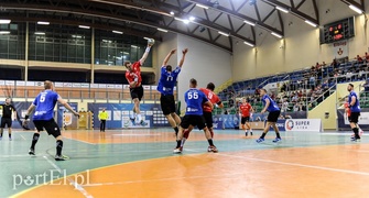 Meblarze inkasują trzy punkty! (piłka ręczna)