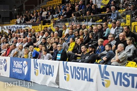 Emocji nie brakowało, ale trzy punkty zostały w Gdyni (piłka ręczna)