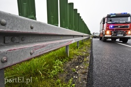 Kolizja przy holowaniu na S7 Kolizja przy holowaniu na S7