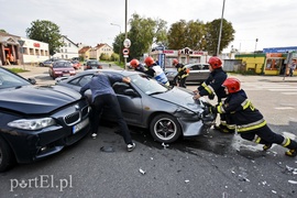 Zderzenie bmw i mazdy na Malborskiej