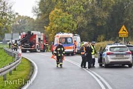 Uderzył w drzewo, zginęła 17-latka