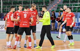 Stal rozbiła Meblarzy (piłka ręczna)