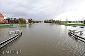 Rzeka Elbląg już nie straszy, trudna sytuacja na jeziorze Druzno  (aktualizacja) 