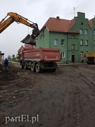 Mieszkają na budowie i mają tego dość