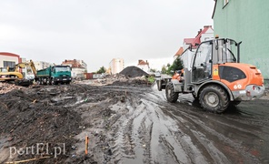 Mieszkają na budowie i mają tego dość