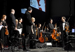 Popłynęła muzyka dla niepodległej