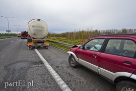 Zderzenie daihatsu z cysterną na S7