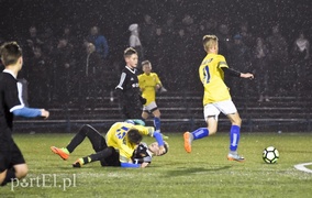 Remis trampkarzy Olimpii na wagę awansu