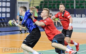 Wybrzeże gromi Meblarzy (piłka ręczna)