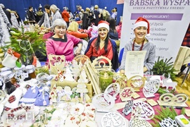 Jarmark podszyty świętami