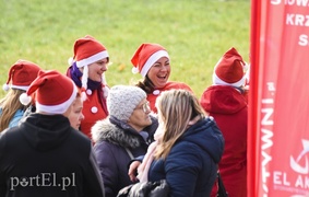 Mikołajowe bieganie po mieście. Dla Sary