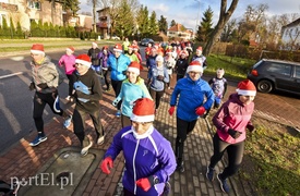 Mikołajowe bieganie po mieście. Dla Sary