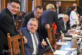 Budżet pełen emocji