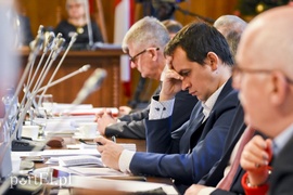 Budżet pełen emocji