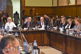 Budżet pełen emocji