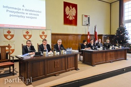 Budżet pełen emocji