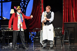 „Wpydyjcie” na „Allo, allo”