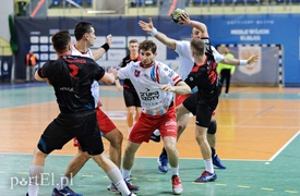 Niezły występ Meblarzy przeciwko brązowym medalistom (piłka ręczna)