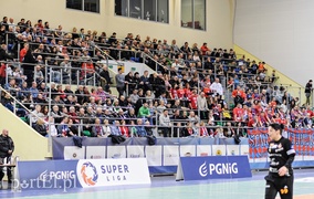 Twardy mecz i wygrana Zagłębia (piłka ręczna)