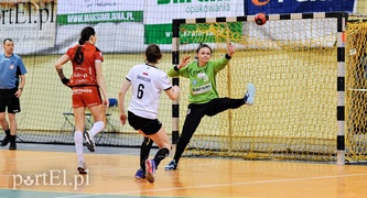 Twardy mecz i wygrana Zagłębia (piłka ręczna)