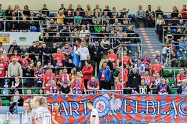 Twardy mecz i wygrana Zagłębia (piłka ręczna)