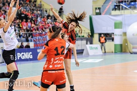 Twardy mecz i wygrana Zagłębia (piłka ręczna)