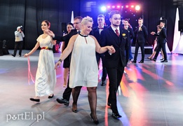 Studniówka ZSTI: \"...skończymy o pianiu kura, a później tylko matura\"
