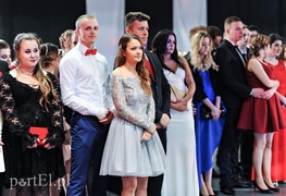 Studniówka ZSTI: \"...skończymy o pianiu kura, a później tylko matura\"