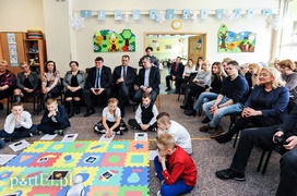 Małe roboty uczą kosmicznie