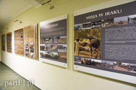 Co się dzieje przed klubem wojskowym przy ul. Królewieckiej?