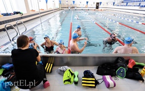 Nasi triathloniści budują formę na basenie