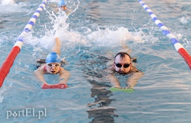 Nasi triathloniści budują formę na basenie
