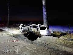 Tragedia pod Wilczętami. W aucie zginęło pięć młodych osób