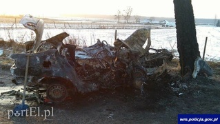 Tragedia pod Wilczętami. W aucie zginęło pięć młodych osób
