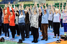 Tak seniorzy ćwiczą jogę