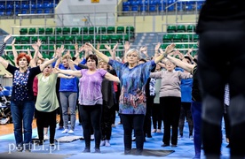Tak seniorzy ćwiczą jogę