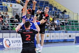 MMTS pokonany, cztery punkty Wójcika (piłka ręczna)