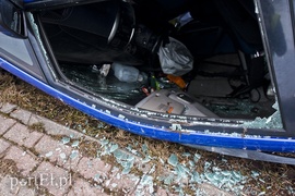 Dachowanie na DK-7, kierowca bez prawa jazdy