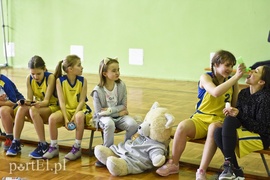 Młodzi koszykarze wyszli na parkiet