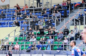 Nafciarze gromią Meblarzy (piłka ręczna)