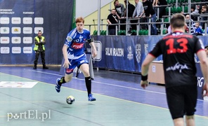 Nafciarze gromią Meblarzy (piłka ręczna)