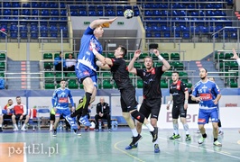 Nafciarze gromią Meblarzy (piłka ręczna)