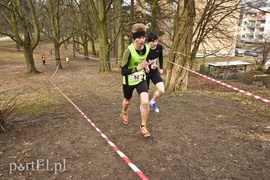 Biegiem po parku Modrzewie